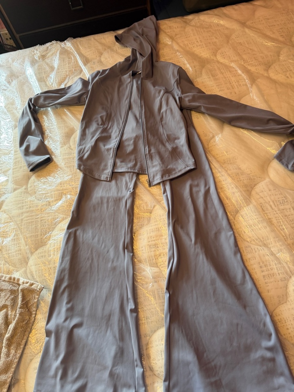 Women's Hooded Jacket & Wide-Leg Pants Set - Gray